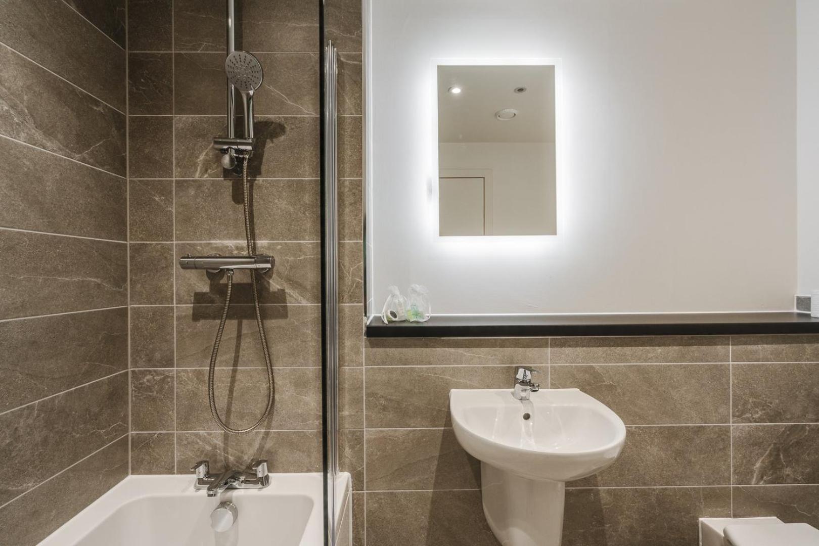 Guestready - Urban Refuge In Vauxhall, No Wifi 리버풀 외부 사진